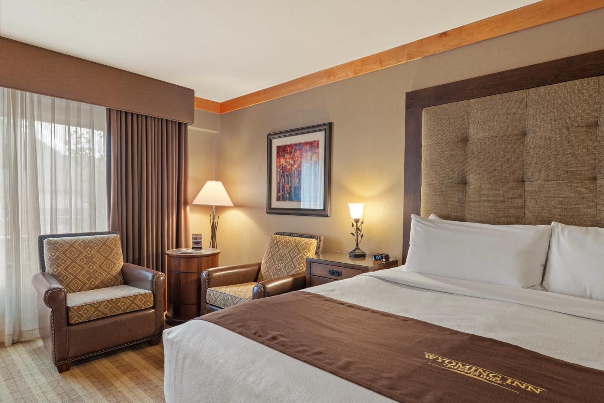 Resort Wyoming Of Hole